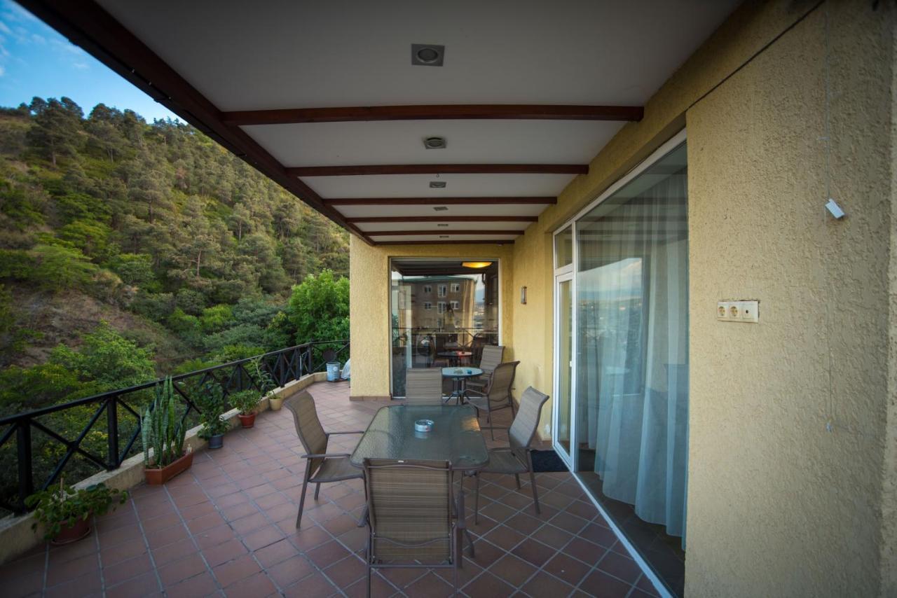 Hotel Terrace House Tbilissi Extérieur photo